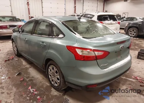 2012 Ford Focus Se z USA, uszkodzony, nr VIN 1FAHP3F20CL205402